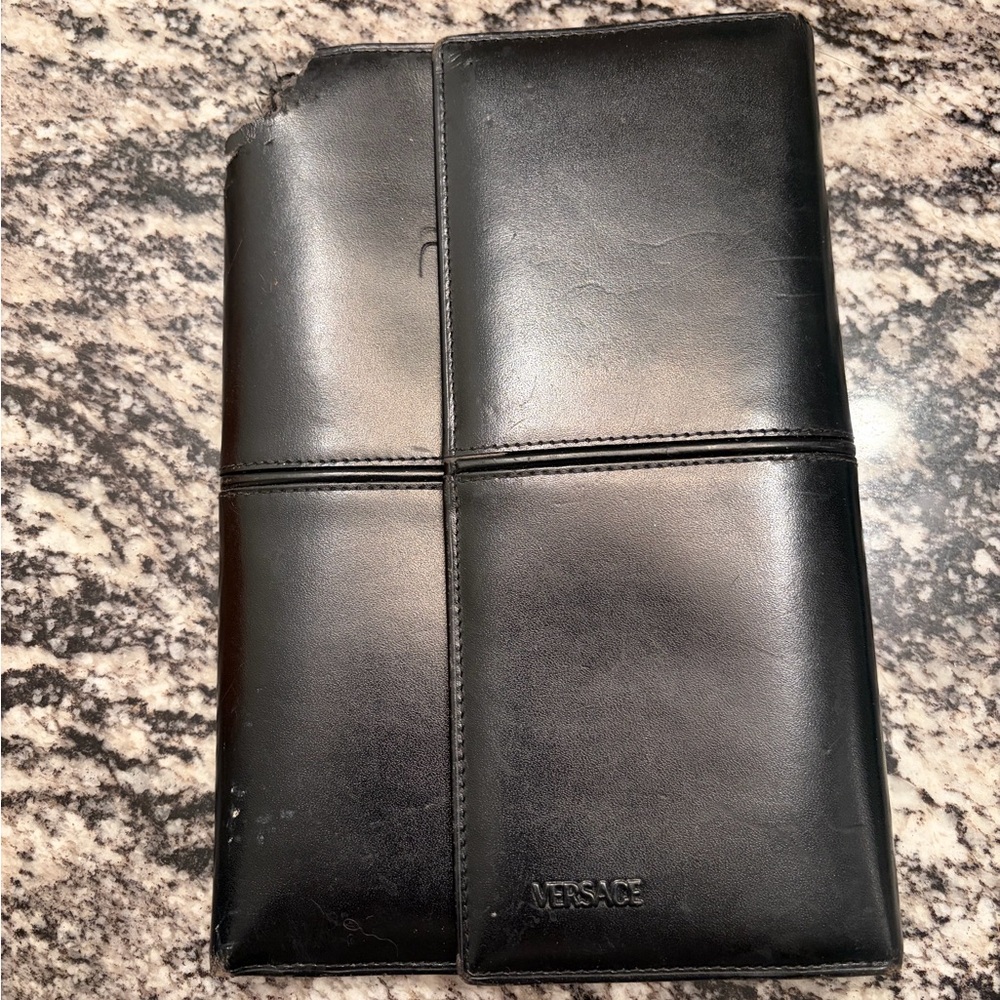 🐶✨ PROJECT - Bad Puppy. Beautiful Versace Wallet. ✨🐶